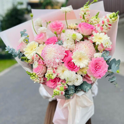 Hoa tốt nghiệp quận 9: Tạo dấu ấn đặc biệt cho ngày trọng đại